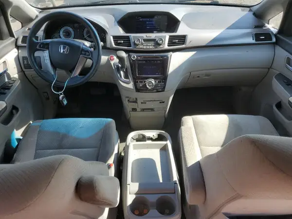 5FNRL5H32GB136412 2016 HONDA ODYSSEY - Image 8