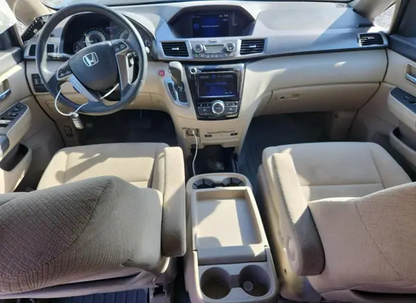 5FNRL5H32GB154957 2016 HONDA ODYSSEY - Image 8