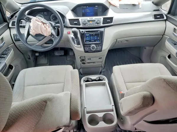 5FNRL5H32GB158636 2016 HONDA ODYSSEY - Image 8