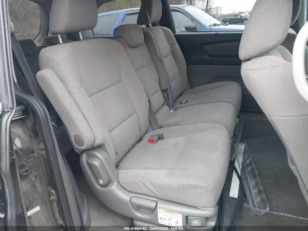 5FNRL5H32GB159236 2016 HONDA ODYSSEY - Image 8