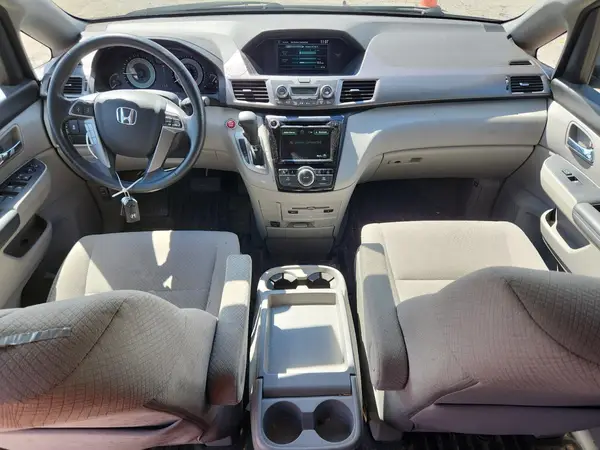 5FNRL5H32HB007586 2017 HONDA ODYSSEY - Image 8