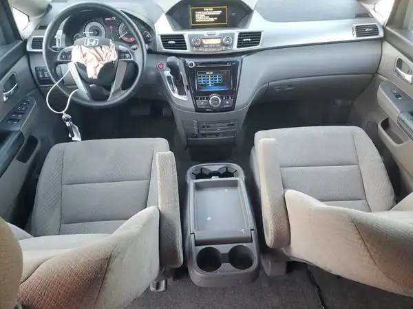 5FNRL5H32HB007670 2017 HONDA ODYSSEY - Image 8