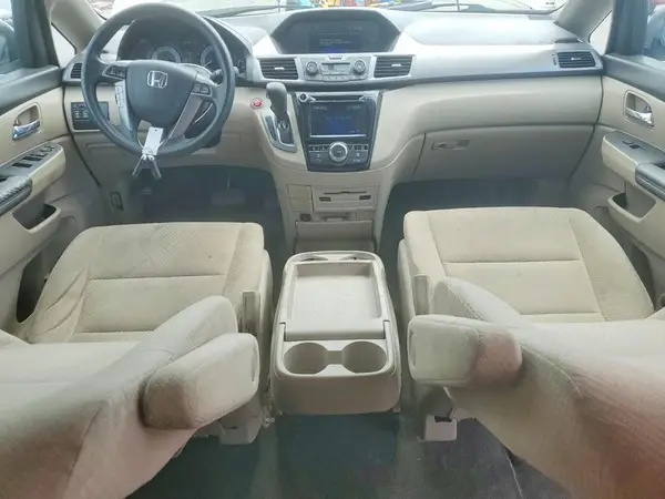 5FNRL5H33GB121675 2016 HONDA ODYSSEY - Image 8