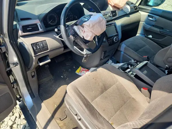 5FNRL5H33GB159228 2016 HONDA ODYSSEY - Image 8