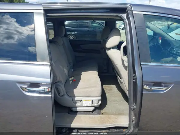 5FNRL5H33HB005278 2017 HONDA ODYSSEY - Image 8