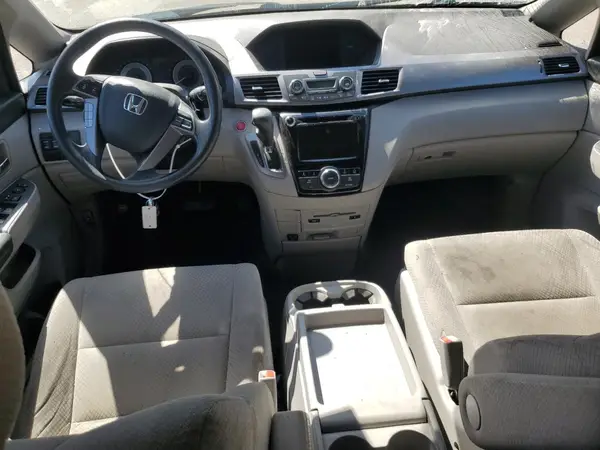 5FNRL5H33HB005684 2017 HONDA ODYSSEY - Image 8