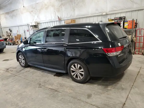 5FNRL5H33HB018208 2017 HONDA ODYSSEY - Image 2