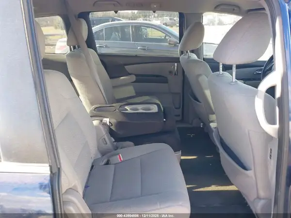 5FNRL5H34GB039227 2016 HONDA ODYSSEY - Image 8