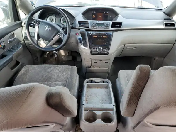 5FNRL5H34GB076875 2016 HONDA ODYSSEY - Image 8