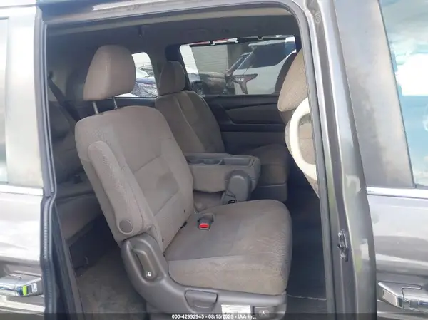 5FNRL5H34GB110216 2016 HONDA ODYSSEY - Image 8