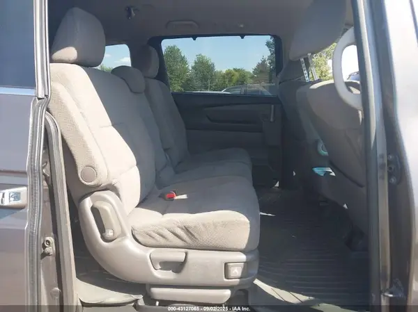 5FNRL5H34GB117862 2016 HONDA ODYSSEY - Image 8