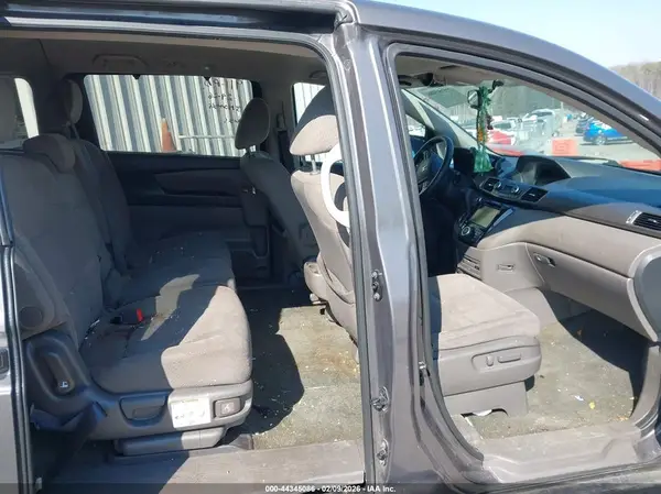 5FNRL5H34GB120602 2016 HONDA ODYSSEY - Image 8