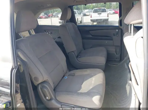 5FNRL5H34GB148061 2016 HONDA ODYSSEY - Image 8
