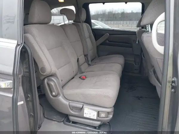 5FNRL5H34GB150893 2016 HONDA ODYSSEY - Image 8