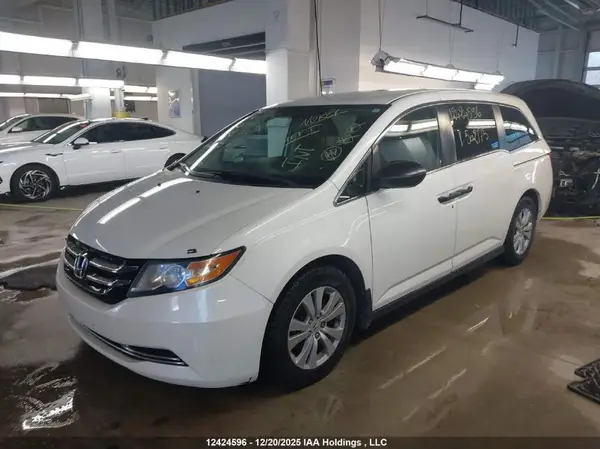 5FNRL5H34GB502175 2016 HONDA ODYSSEY - Image 2