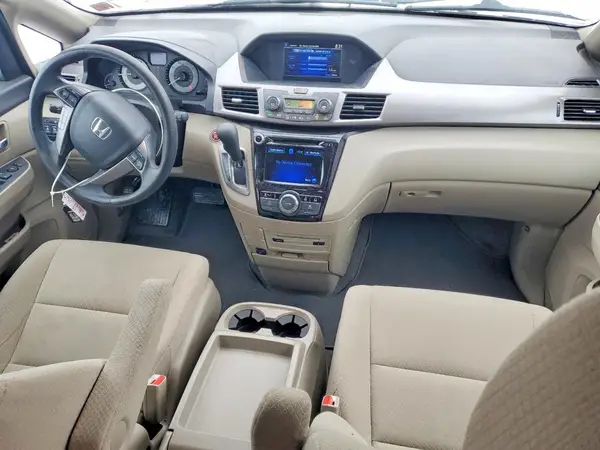 5FNRL5H34HB008318 2017 HONDA ODYSSEY - Image 8