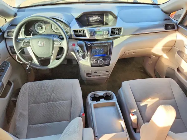 5FNRL5H34HB018248 2017 HONDA ODYSSEY - Image 8