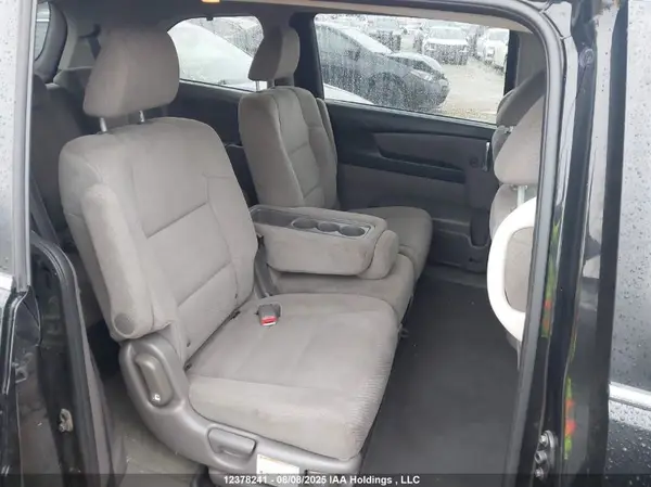 5FNRL5H34HB502551 2017 HONDA ODYSSEY - Image 8