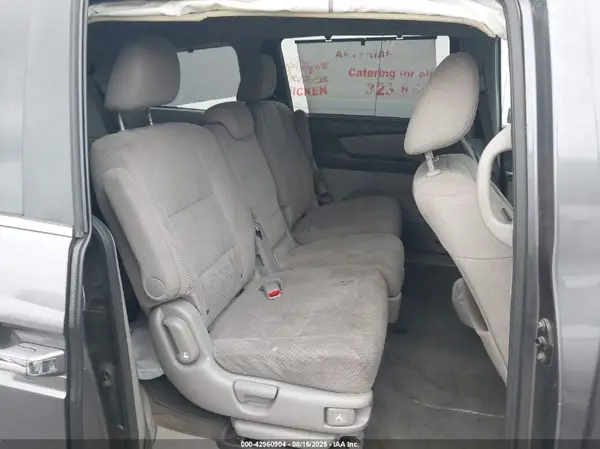 5FNRL5H35GB042461 2016 HONDA ODYSSEY - Image 8