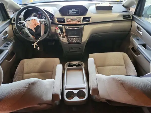 5FNRL5H35GB050303 2016 HONDA ODYSSEY - Image 8