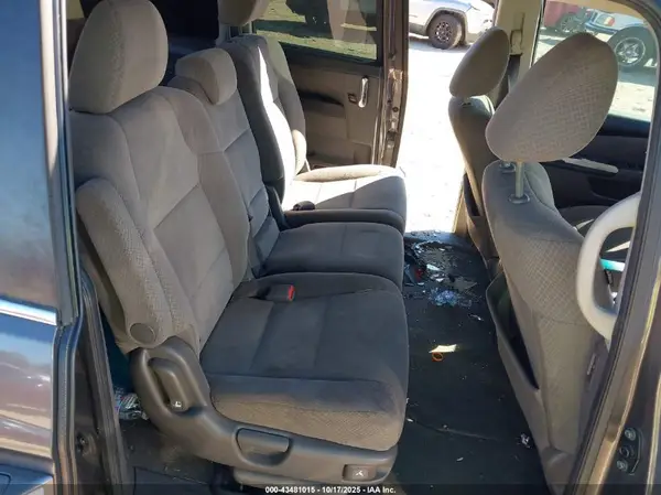 5FNRL5H35GB078733 2016 HONDA ODYSSEY - Image 8
