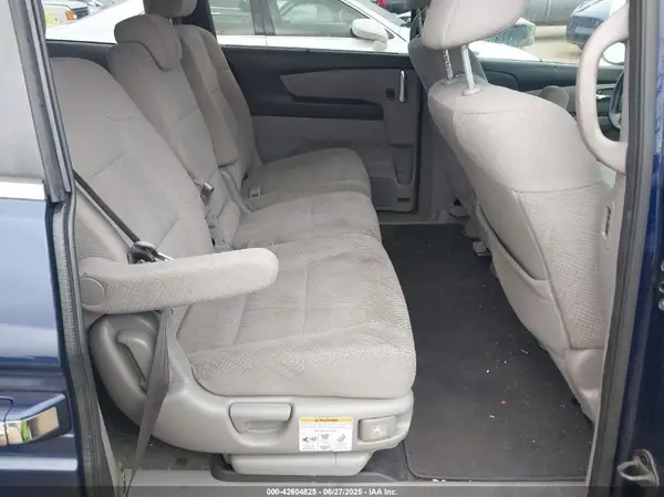 5FNRL5H35GB099579 2016 HONDA ODYSSEY - Image 8