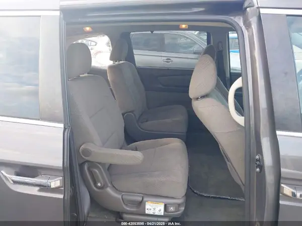 5FNRL5H35GB101279 2016 HONDA ODYSSEY - Image 8
