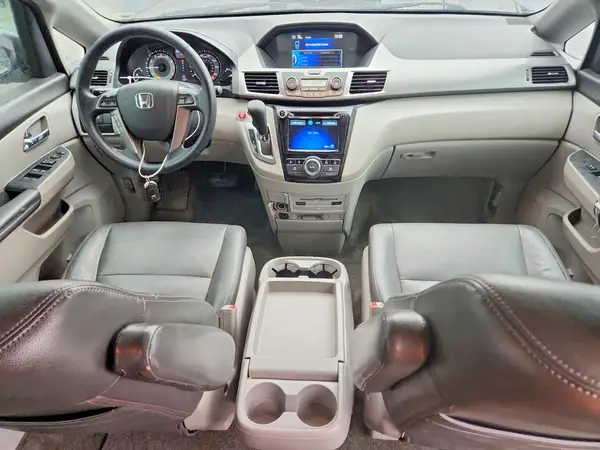 5FNRL5H35GB120897 2016 HONDA ODYSSEY - Image 8
