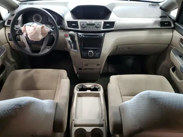 5FNRL5H35GB121631 2016 HONDA ODYSSEY - Image 8
