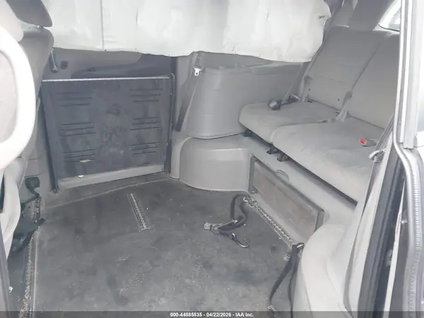 5FNRL5H35GB131978 2016 HONDA ODYSSEY - Image 8