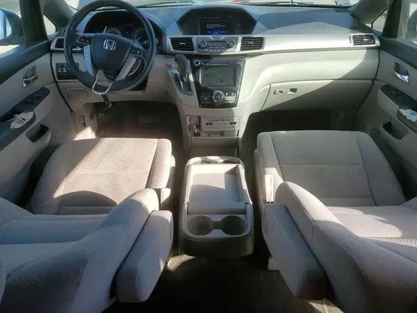 5FNRL5H35GB137036 2016 HONDA ODYSSEY - Image 8