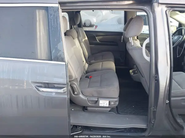 5FNRL5H35GB148179 2016 HONDA ODYSSEY - Image 8