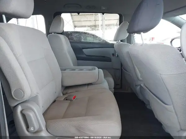 5FNRL5H35GB148926 2016 HONDA ODYSSEY - Image 8
