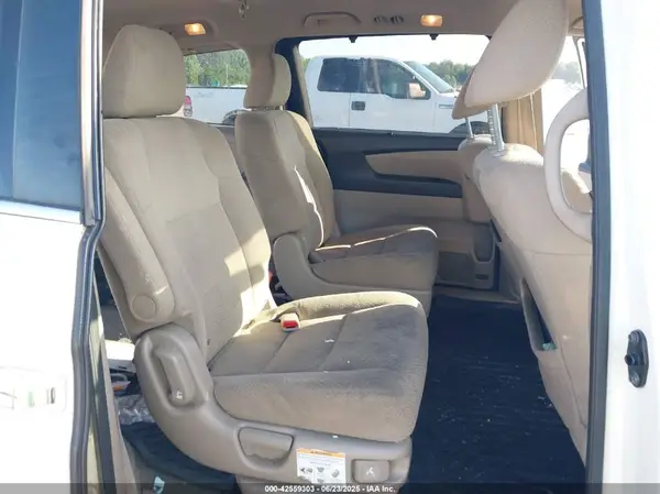 5FNRL5H35GB155536 2016 HONDA ODYSSEY - Image 8