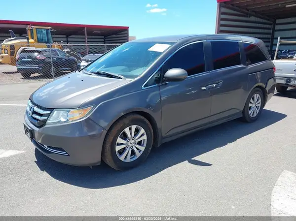 5FNRL5H35HB001782 2017 HONDA ODYSSEY - Image 2