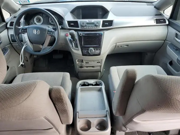 5FNRL5H35HB005704 2017 HONDA ODYSSEY - Image 8