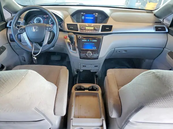 5FNRL5H35HB016525 2017 HONDA ODYSSEY - Image 8