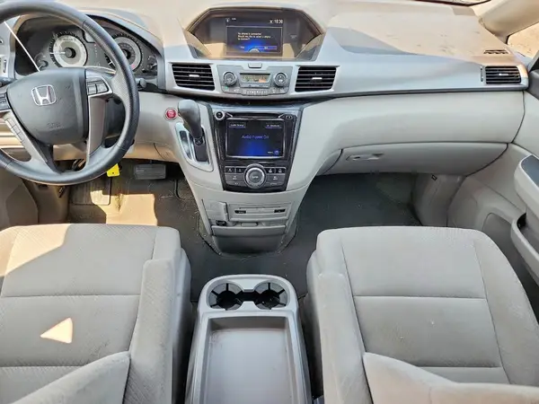 5FNRL5H36GB015818 2016 HONDA ODYSSEY - Image 8