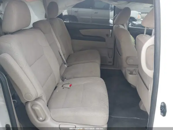 5FNRL5H36GB055199 2016 HONDA ODYSSEY - Image 8