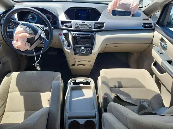 5FNRL5H36GB099087 2016 HONDA ODYSSEY - Image 8