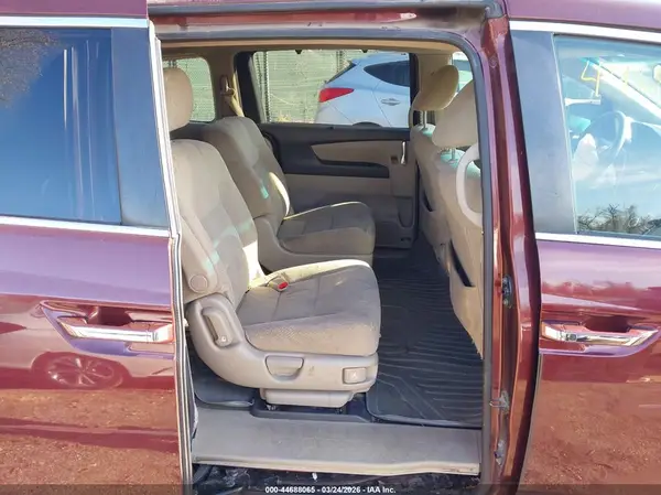 5FNRL5H36GB108435 2016 HONDA ODYSSEY - Image 8