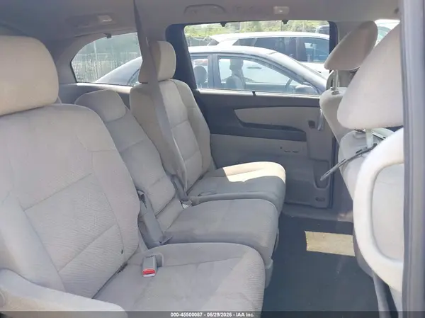 5FNRL5H36GB110833 2016 HONDA ODYSSEY - Image 8