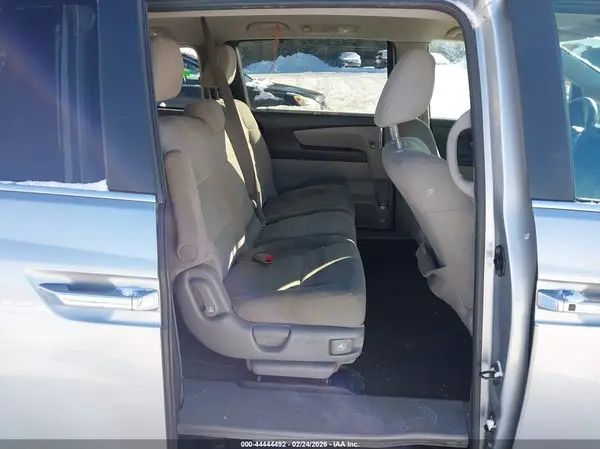 5FNRL5H36GB112808 2016 HONDA ODYSSEY - Image 8