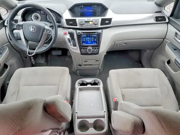 5FNRL5H36GB119659 2016 HONDA ODYSSEY - Image 8