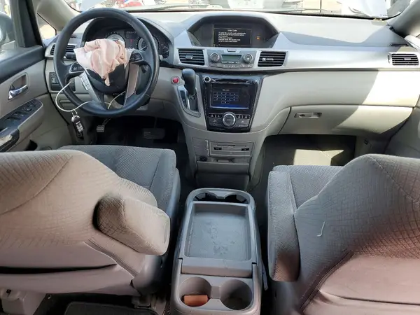 5FNRL5H36GB131939 2016 HONDA ODYSSEY - Image 8