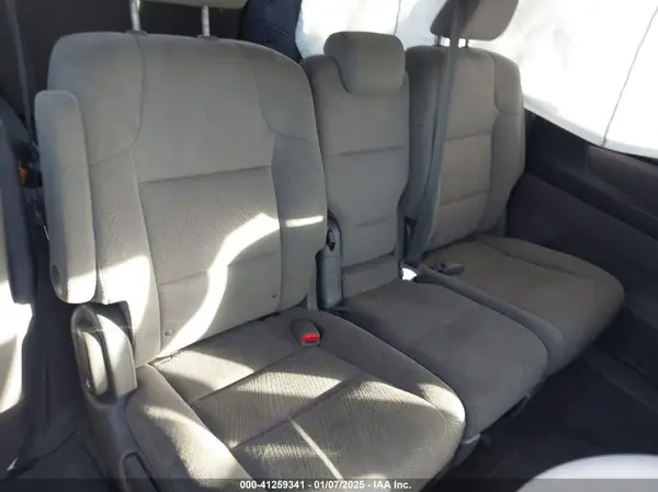 5FNRL5H36GB135585 2016 HONDA ODYSSEY - Image 8
