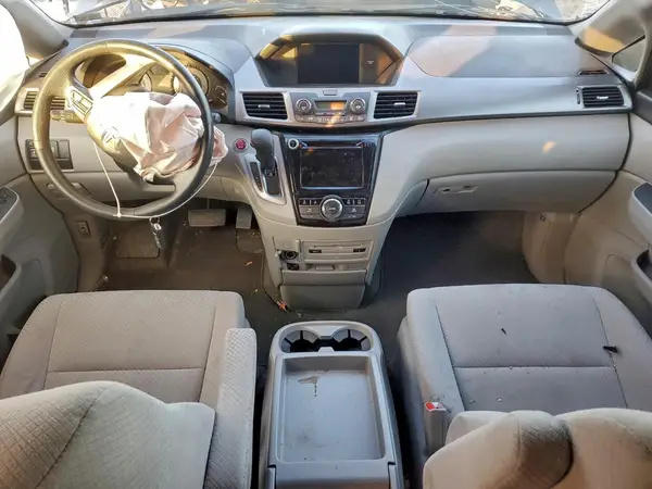 5FNRL5H36GB147963 2016 HONDA ODYSSEY - Image 8