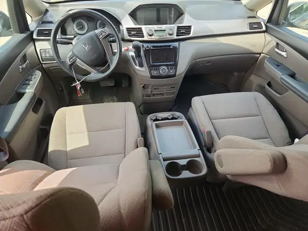 5FNRL5H36HB012905 2017 HONDA ODYSSEY - Image 8
