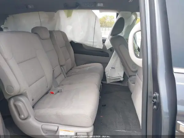 5FNRL5H36HB024147 2017 HONDA ODYSSEY - Image 8