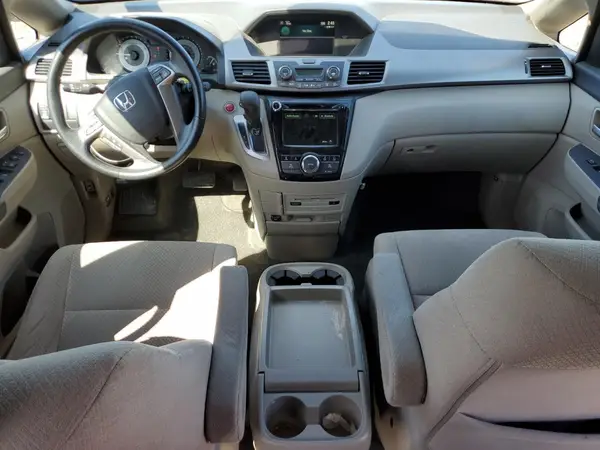 5FNRL5H37GB085490 2016 HONDA ODYSSEY - Image 8